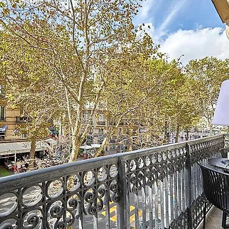 Superb New 1 Bedroom Flat Notre Dame De Hotel