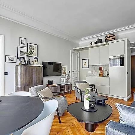 Superb New 1 Bedroom Flat Notre Dame De Paris